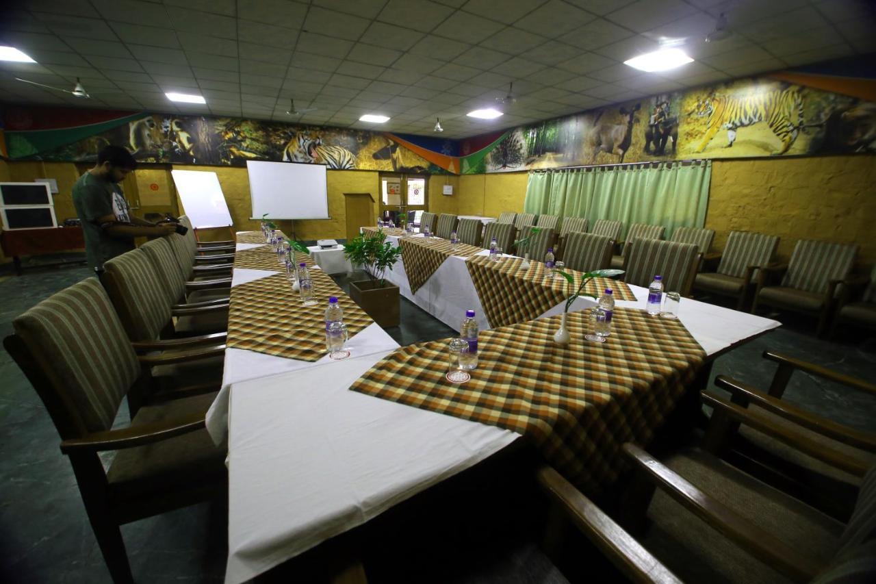 Mpt White Tiger Forest Lodge Tāla エクステリア 写真