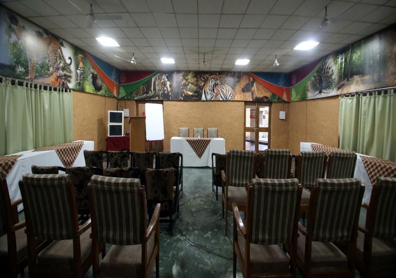 Mpt White Tiger Forest Lodge Tāla エクステリア 写真