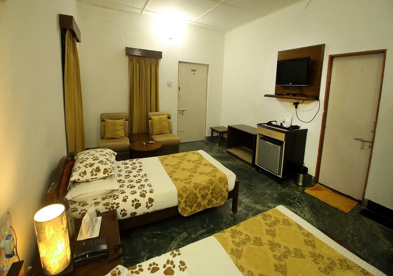 Mpt White Tiger Forest Lodge Tāla エクステリア 写真